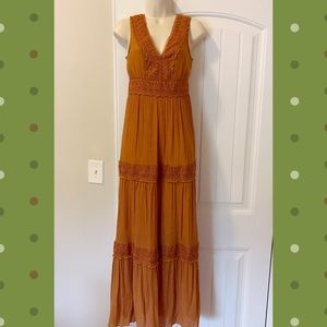 🆕✨Beautiful, Boho-inspired Maxi Dress✨